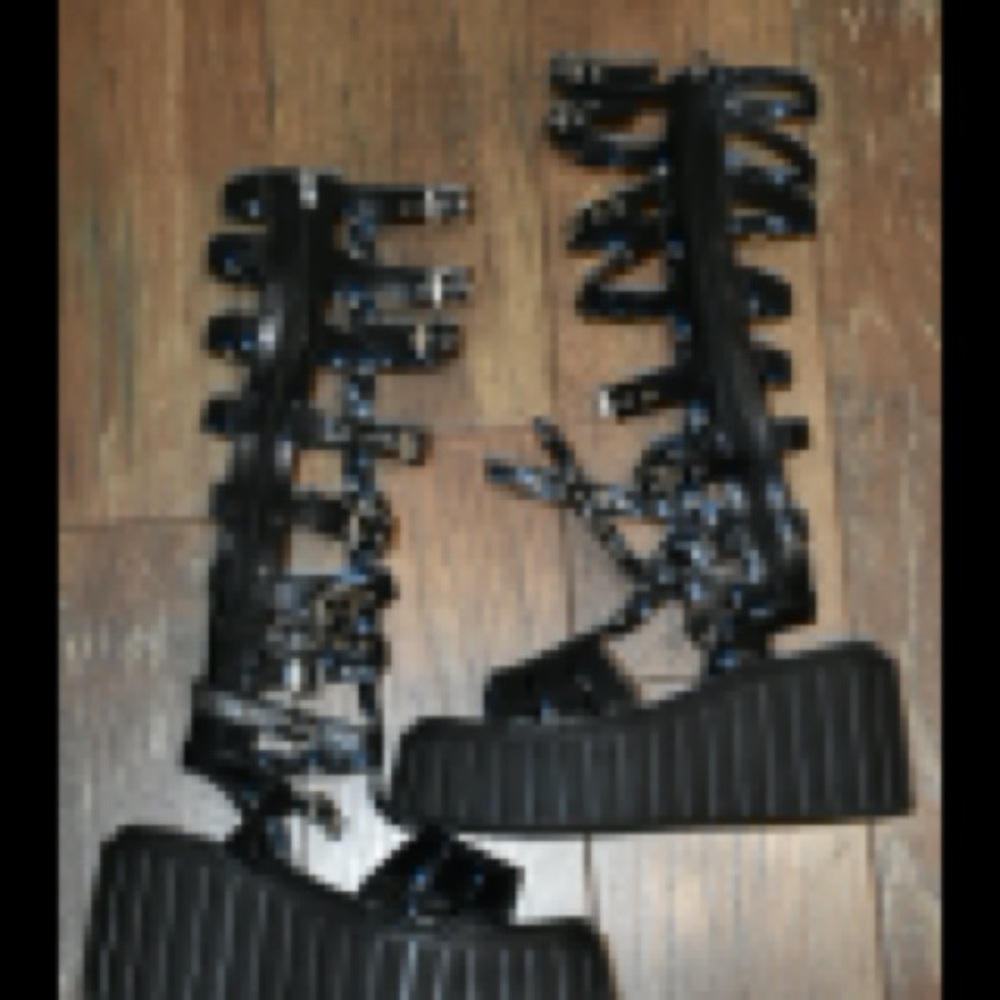 LaModa black Sandals